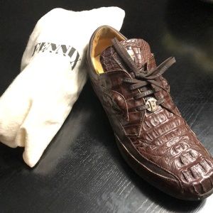 alligator tennis shoes